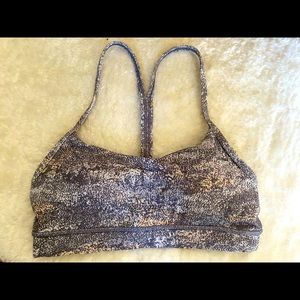 Lululemon Flow Y Bra Light support size 4
